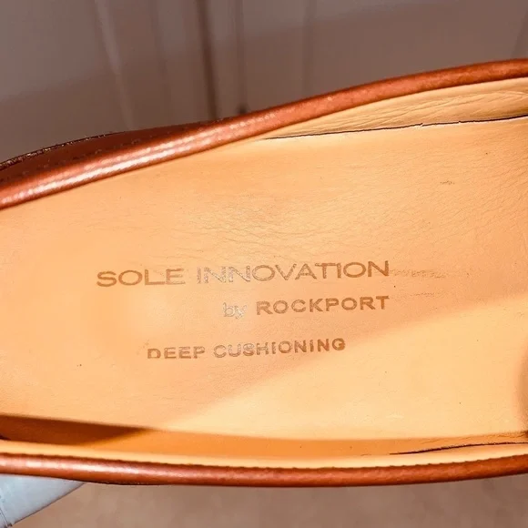 Rockport Classic Leather Penny loafer. - Picture 12 of 14